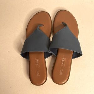 Leather flat sandal sz 10
